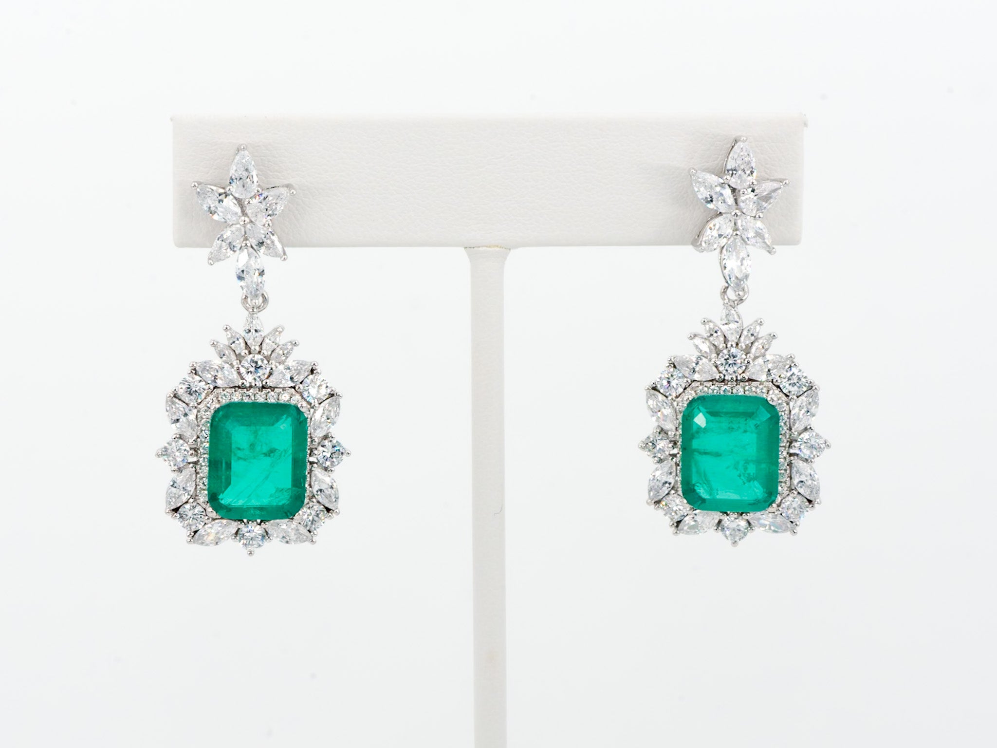 ARETES ALICIA