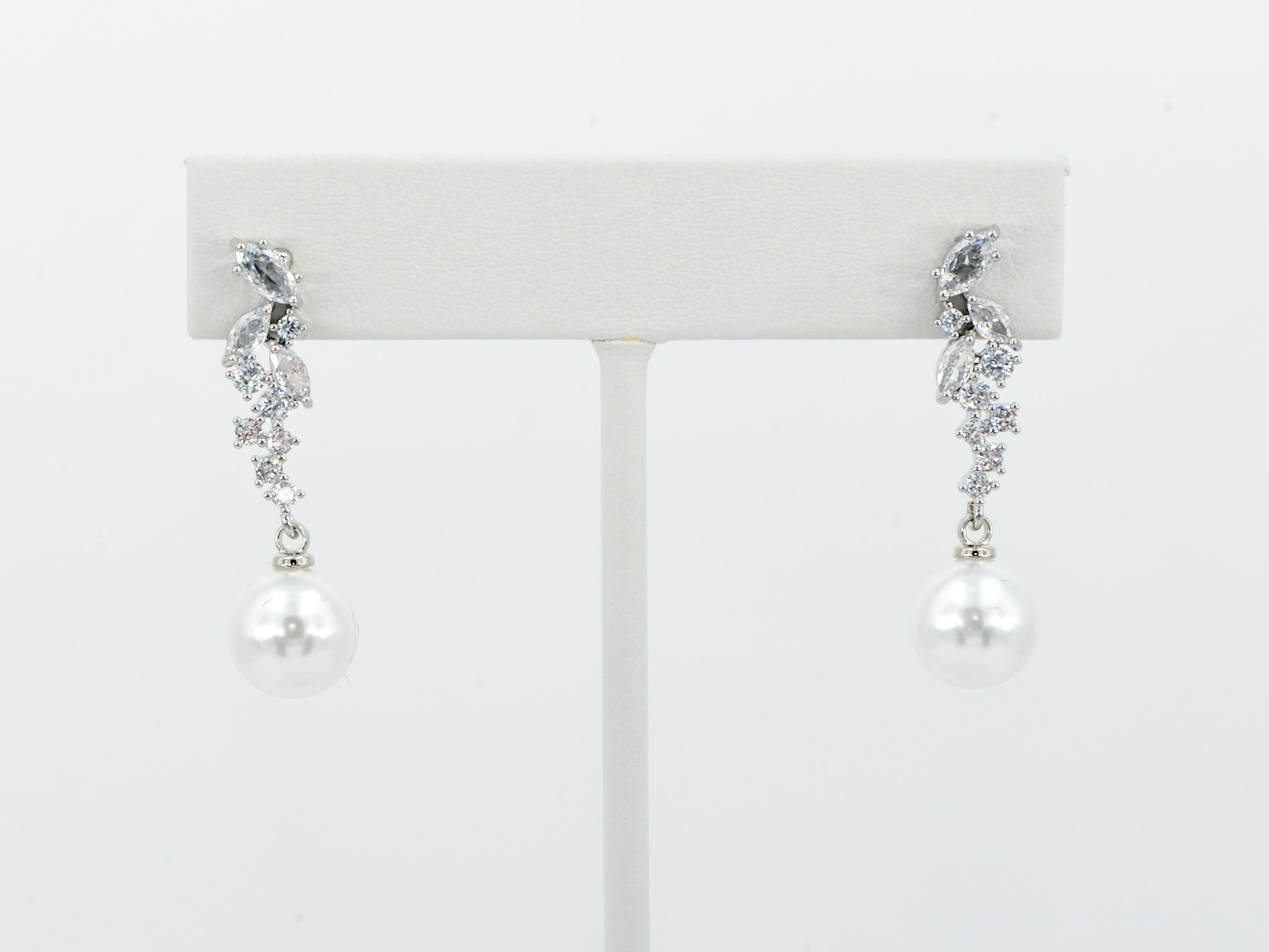 ARETES DANA