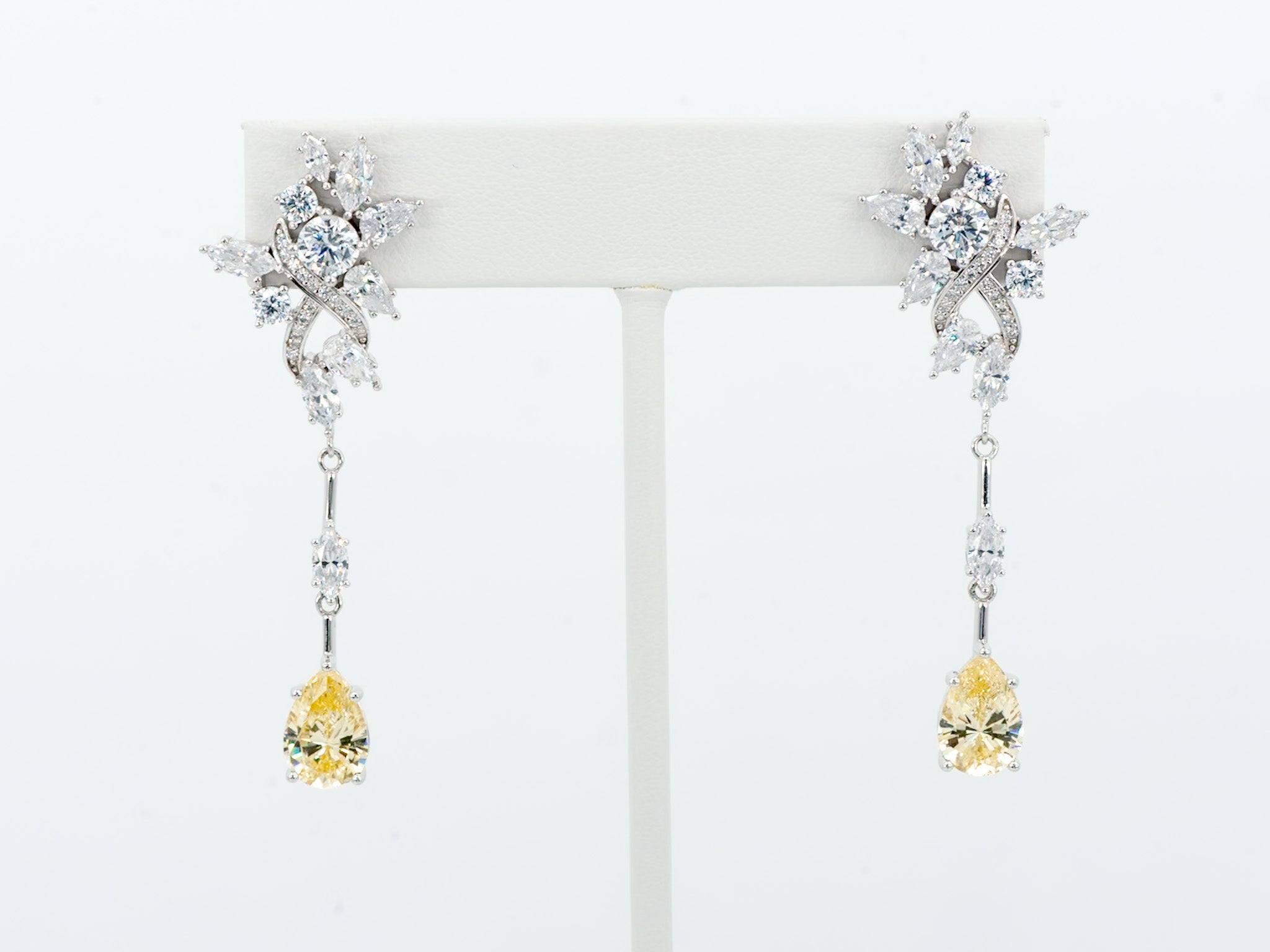 ARETES LARISA AMARILLOS