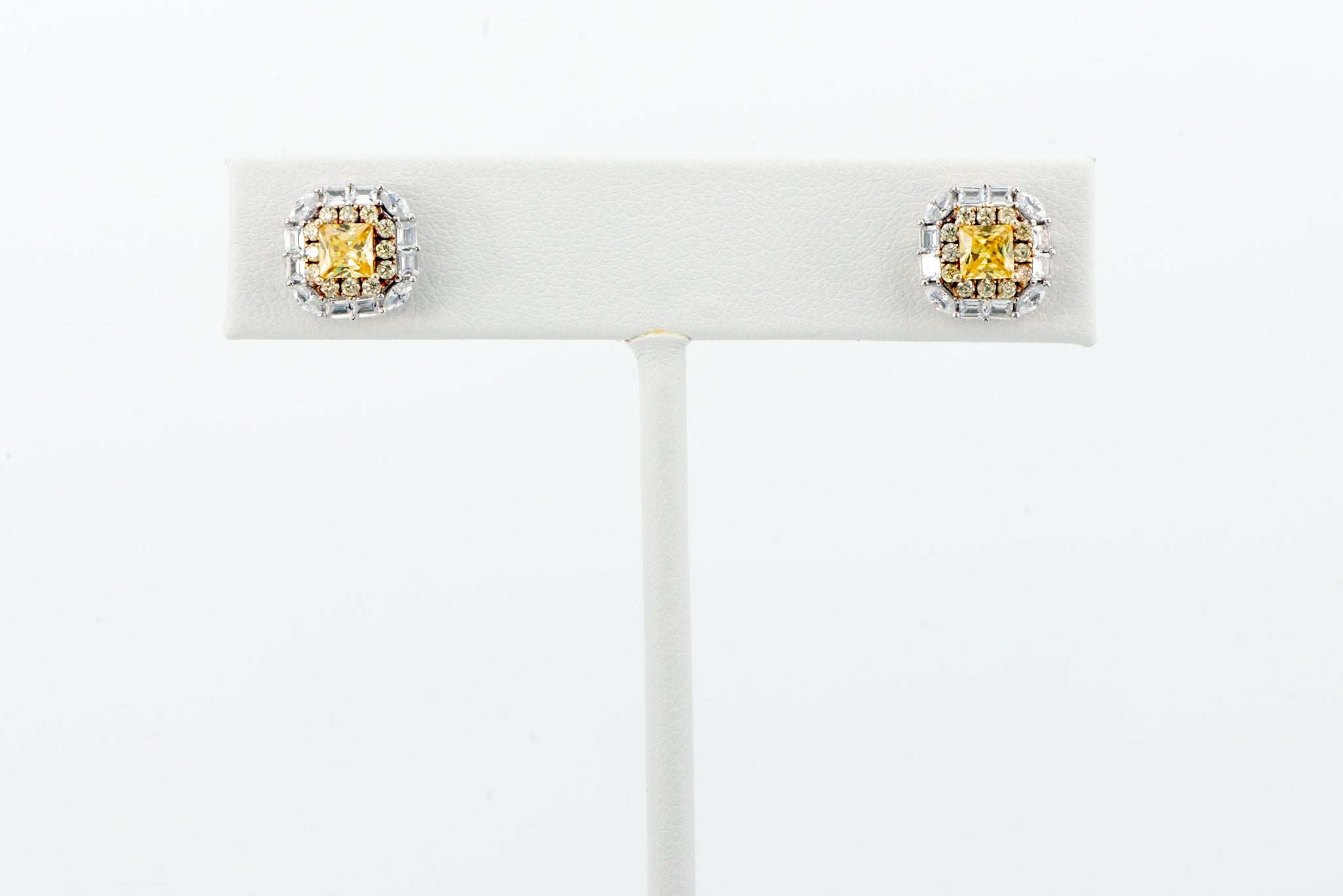 ARETES CUADRADO MINI