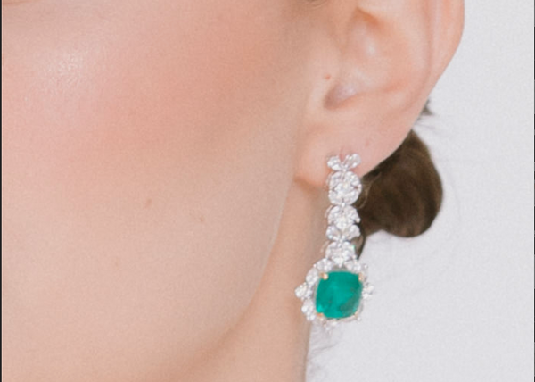 ARETES GABRIELA ESMERALDAS